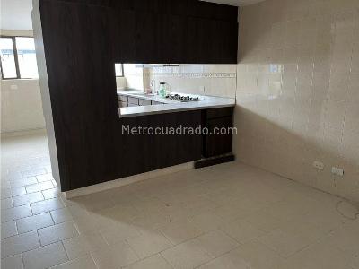 Apartamento de 3 alcobas en venta en Santa Barbara, Bogotá, 233 m² · foto 7 de 20