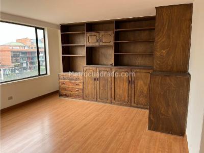 Apartamento de 3 alcobas en venta en Santa Barbara, Bogotá, 233 m² · foto 12 de 20