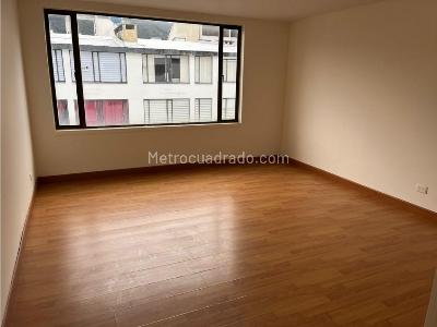 Apartamento de 3 alcobas en venta en Santa Barbara, Bogotá, 233 m² · foto 15 de 20