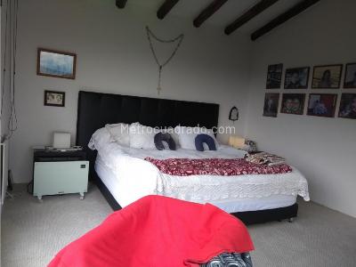 Casa de 3 alcobas en venta en La Floresta, Bogotá, 330 m² · foto 10 de 11