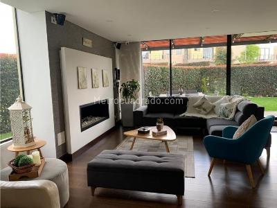 Casa de 3 alcobas en venta en Norte, Cajicá, 217 m² · foto 4 de 19