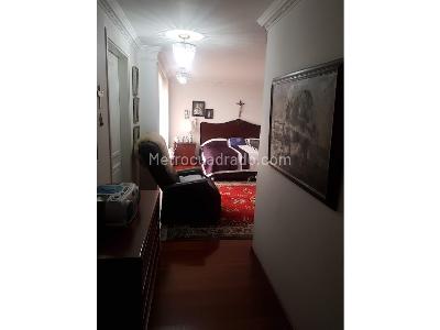 Apartamento de 3 alcobas en venta en El Refugio, Bogotá, 314 m² · foto 11 de 20