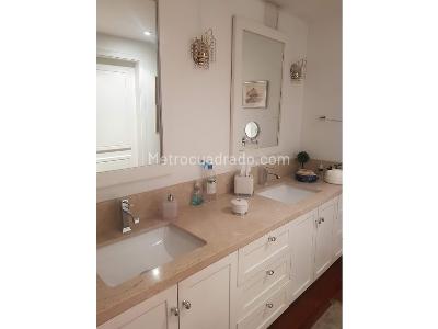 Apartamento de 3 alcobas en venta en El Refugio, Bogotá, 314 m² · foto 14 de 20