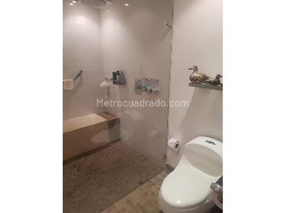 Apartamento de 3 alcobas en venta en El Refugio, Bogotá, 314 m² · foto 20 de 20