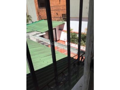 Casa de 5 alcobas en venta en Santa Barbara, Bogotá, 220 m² · foto 16 de 20