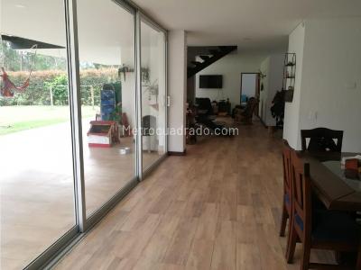Casa de 5 alcobas en venta en Occidente, Rionegro, 500 m² · foto 8 de 20