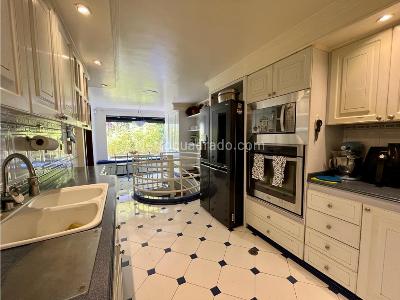 Apartamento de 3 alcobas en venta en Niza, Bogotá, 300 m² · foto 13 de 20