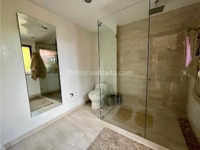 Apartamento de 3 alcobas en venta en Niza, Bogotá, 300 m² · foto 20 de 20