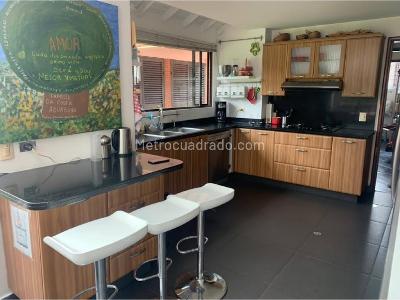Casa de 5 alcobas en venta en Norte, Bogotá, 600 m² · foto 7 de 20