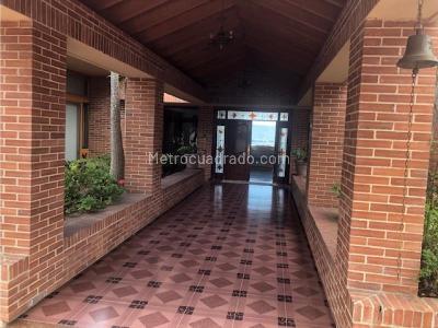 Casa de 4 alcobas en venta en Norte, Chía, 1000 m² · foto 20 de 20