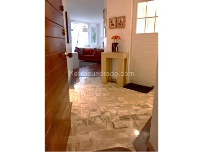 Apartamento de 2 alcobas en venta en Chico Norte, Bogotá, 96 m² · foto 3 de 11