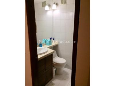 Apartamento de 2 alcobas en venta en Chico Norte, Bogotá, 96 m² · foto 10 de 11