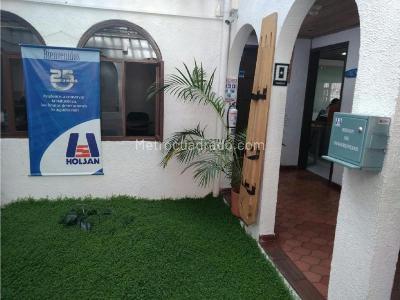 Casa de 4 alcobas en venta en Cedro Bolivar, Bogotá, 226 m² · foto 3 de 9