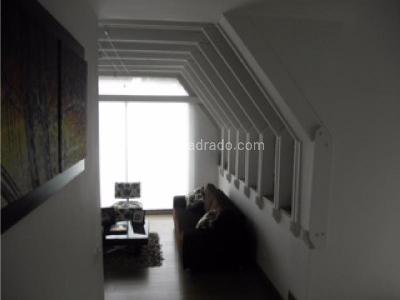 Casa de 3 alcobas en venta en Norte, Bogotá, 258 m² · foto 9 de 20