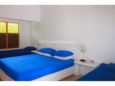 Casa de 4 alcobas en venta en Norte, Girardot, 387 m² · foto 5 de 6