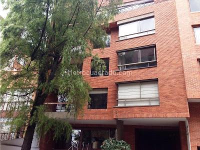 Apartamento en venta en Los Rosales, Bogotá · foto 2 de 9