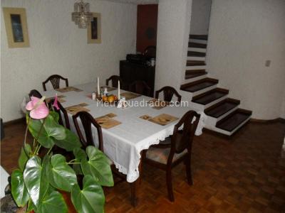 Casa en venta en El Contador, Bogotá · foto 6 de 20