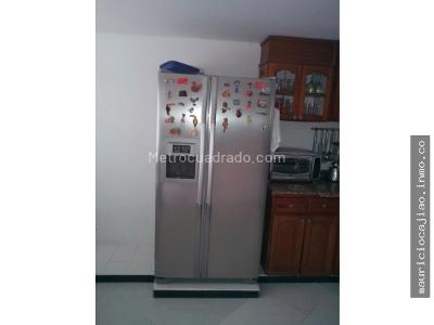 Casa de 4 alcobas en venta en Norte, Girardot, 370 m² · foto 7 de 16