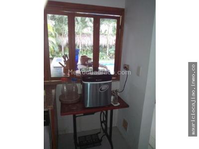 Casa de 4 alcobas en venta en Norte, Girardot, 370 m² · foto 8 de 16