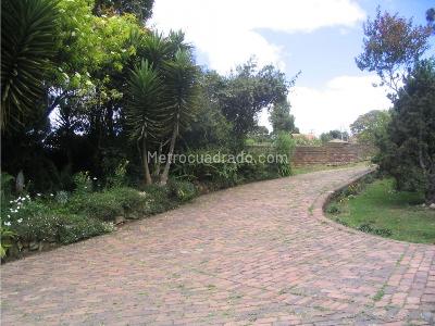Casa de 5 alcobas en venta en Colinas De Suba, Bogotá, 400 m² · foto 3 de 19