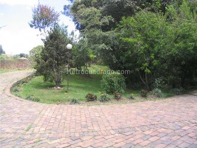 Casa de 5 alcobas en venta en Colinas De Suba, Bogotá, 400 m² · foto 4 de 19