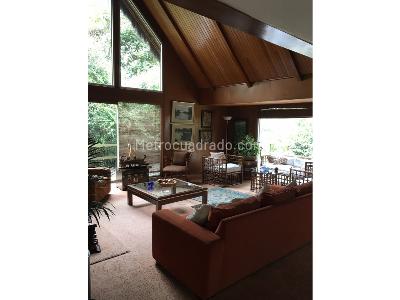 Casa de 5 alcobas en venta en Colinas De Suba, Bogotá, 400 m² · foto 16 de 19