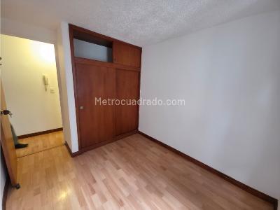 Apartamento de 3 alcobas en venta en Parque Salitre, Bogotá, 53 m² · foto 5 de 13