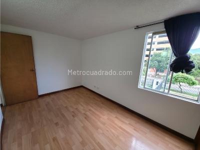 Apartamento de 3 alcobas en venta en Parque Salitre, Bogotá, 53 m² · foto 6 de 13