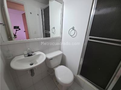 Apartamento de 3 alcobas en venta en Parque Salitre, Bogotá, 53 m² · foto 11 de 13