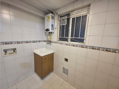Apartamento de 3 alcobas en venta en Parque Salitre, Bogotá, 53 m² · foto 12 de 13