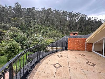 Casa de 4 alcobas en venta en La Floresta, Bogotá · foto 4 de 9