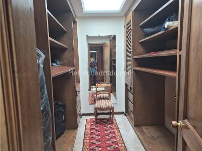 Apartamento en venta en Los Rosales, Bogotá · foto 14 de 19