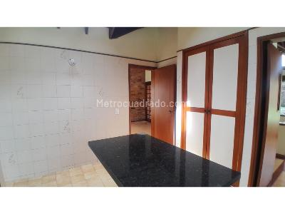 Casa de 3 alcobas en venta en Lagos De Torca, Bogotá, 1200 m² · foto 8 de 20