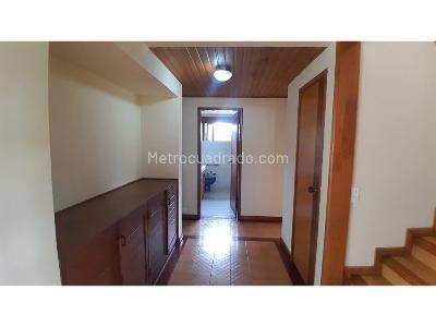 Casa de 3 alcobas en venta en Lagos De Torca, Bogotá, 1200 m² · foto 10 de 20