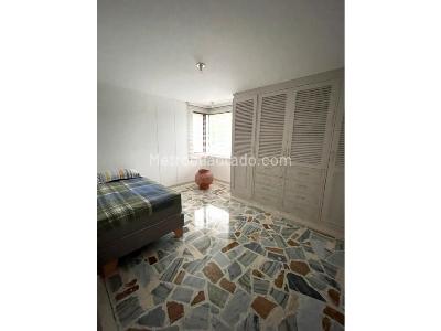 Apartamento de 4 alcobas en venta en Normandia Sebastian De Belalcazar, Cali, 235 m² · foto 14 de 20
