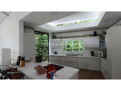 Casa de 4 alcobas en venta en Puerto Peñalisa, Girardot, 1268 m² · foto 5 de 16