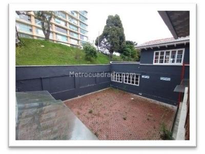 Casa de 5 alcobas en venta en Pardo Rubio, Bogotá, 968 m² · foto 6 de 15