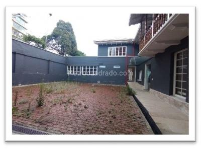 Casa de 5 alcobas en venta en Pardo Rubio, Bogotá, 968 m² · foto 8 de 15