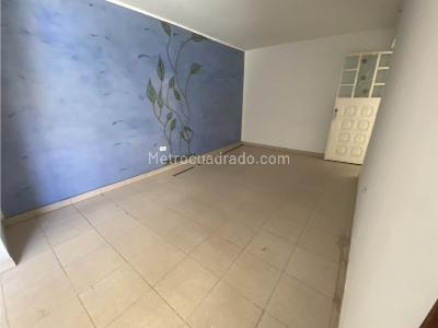 Casa en venta en San Jose, Bogotá · foto 2 de 8