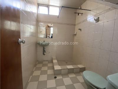 Casa en venta en San Jose, Bogotá · foto 4 de 8