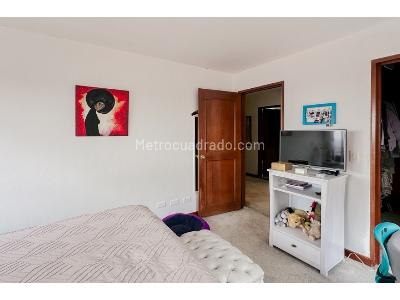Apartamento en venta en El Refugio, Bogotá · foto 19 de 20