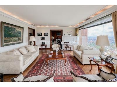 Apartamento en venta en El Refugio, Bogotá · foto 2 de 20