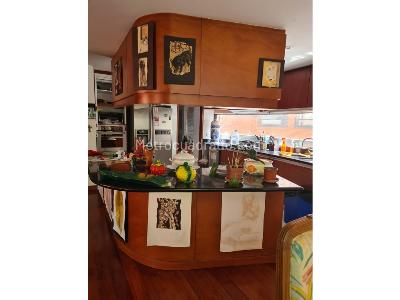 Apartamento de 2 alcobas en venta en Chico Reservado, Bogotá, 200 m² · foto 13 de 20