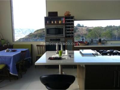 Casa de 3 alcobas en arriendo en Sindamanoy, Chía, 573 m² · foto 10 de 20