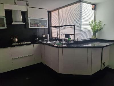 Apartamento de 3 alcobas en arriendo en Antiguo Country, Bogotá, 207 m² · foto 8 de 16