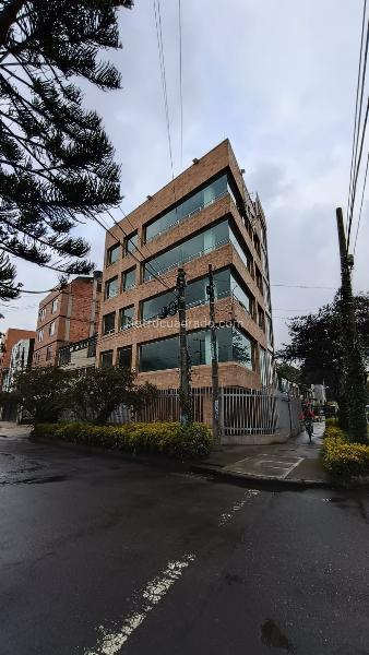 Edificio de Oficinas en Arriendo, San Luis, Bogotá D.C. - Widok 2