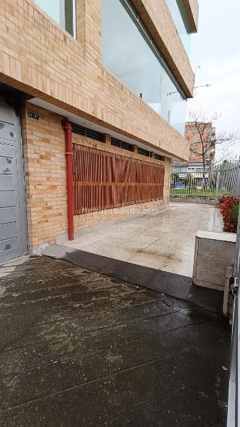 Edificio de Oficinas en Arriendo, San Luis, Bogotá D.C. - Widok 3