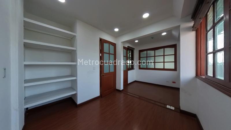 Edificio de Oficinas en Arriendo, San Luis, Bogotá D.C. - Widok 4
