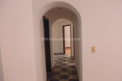 Apartamento de 3 alcobas en arriendo en Cedritos, Bogotá, 90 m² · foto 10 de 18