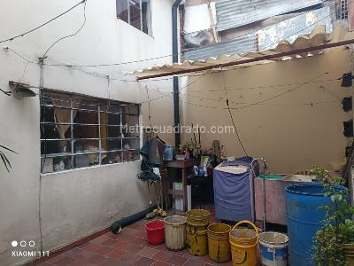 Casa de 5 alcobas en venta en Santa Helenita, Bogotá, 282 m² · foto 5 de 9